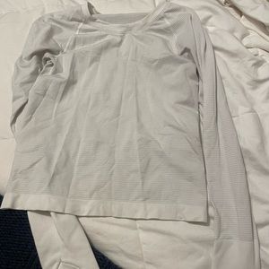 Long sleeve swiftly tech